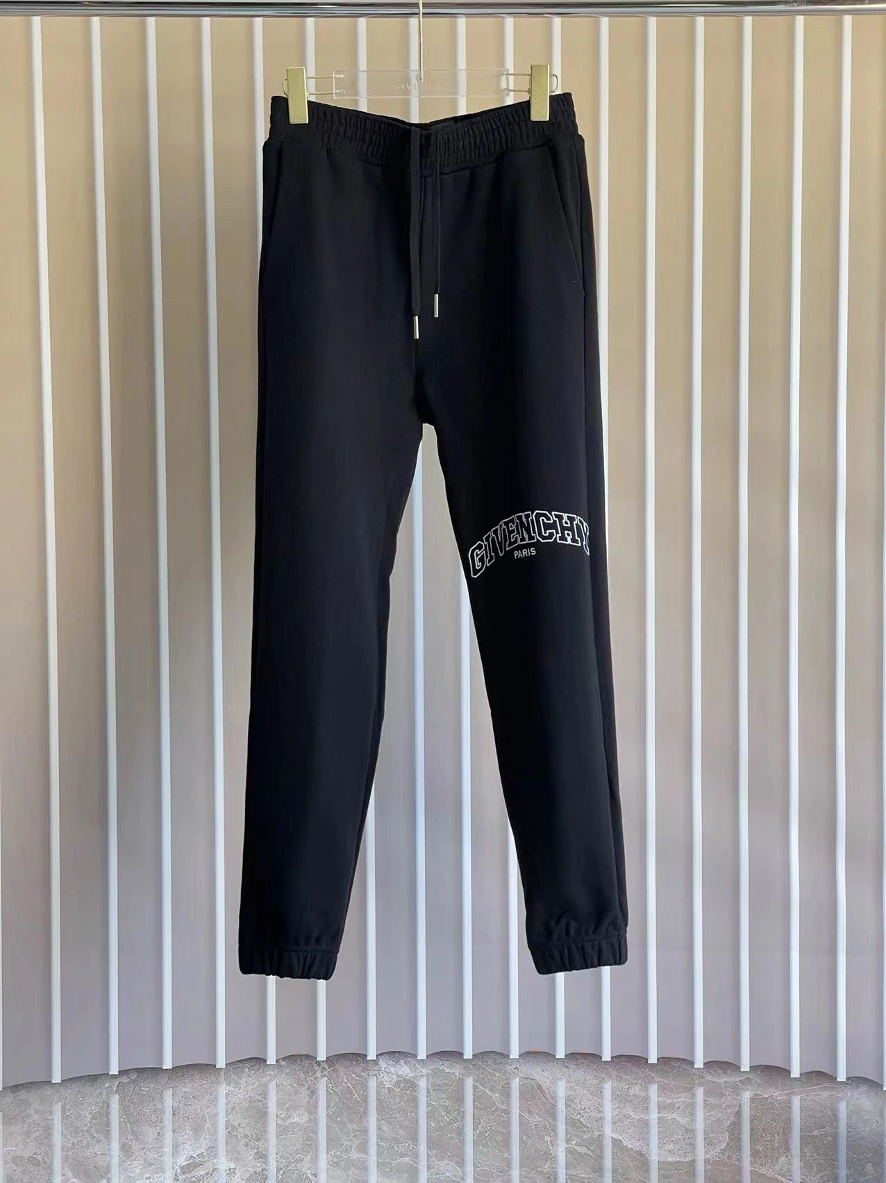wg.luxury-- 6iv593hy embroidery item:E-F409B2407